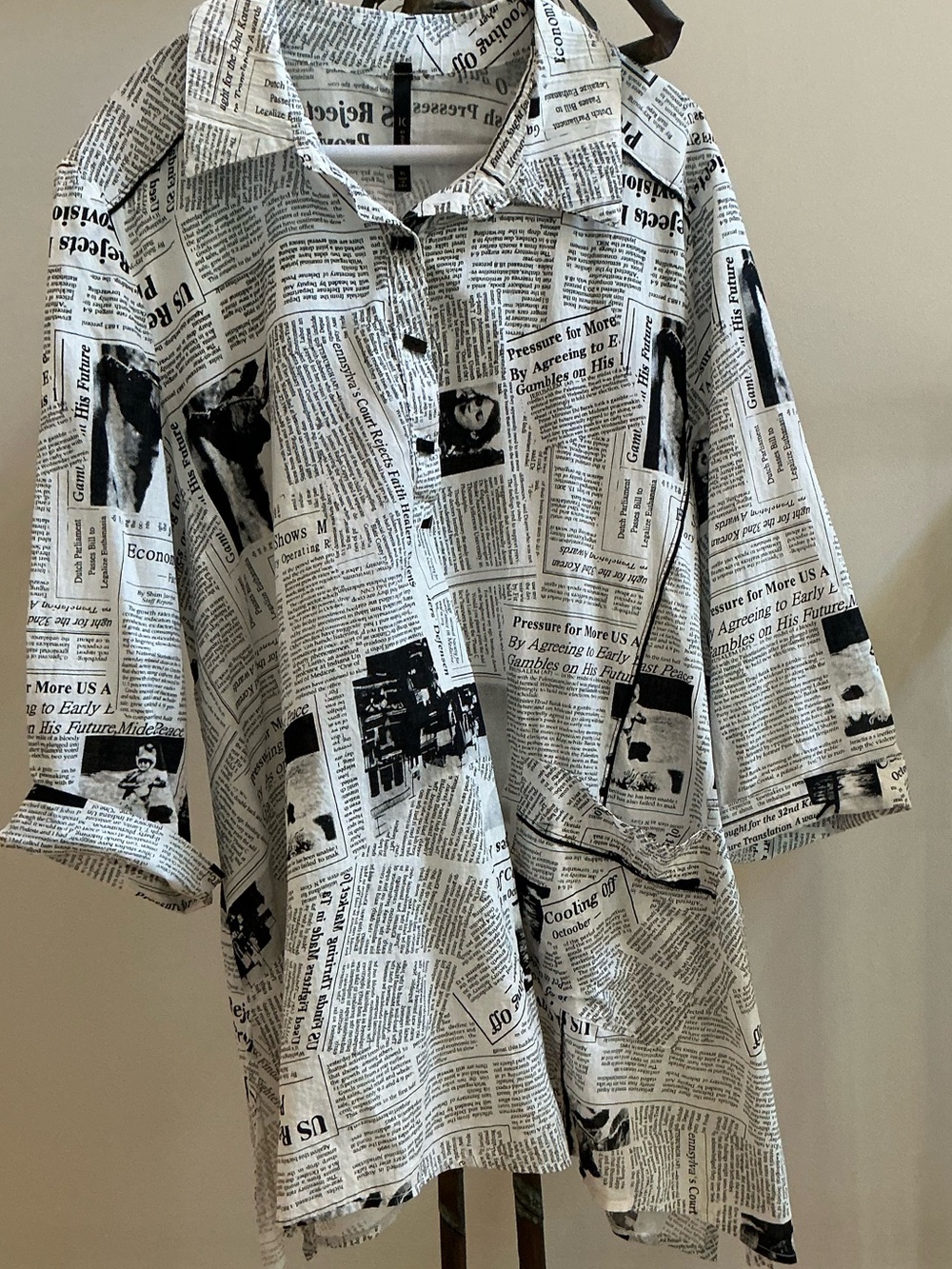 Newspaper Print Three button top. - Black & White